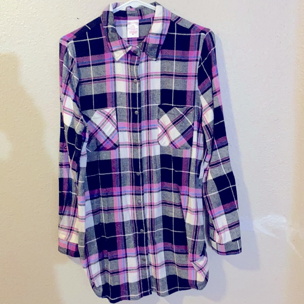 NOBO women’s snap front flannel shirt.